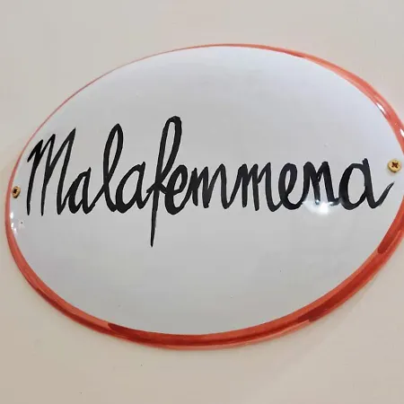 La Maschera Di Pulcinella * Napoli
